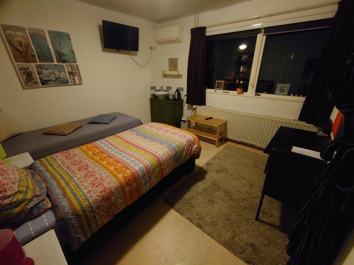 Het Koekoeksnest-Nieuwegein Bed & Breakfast エクステリア 写真